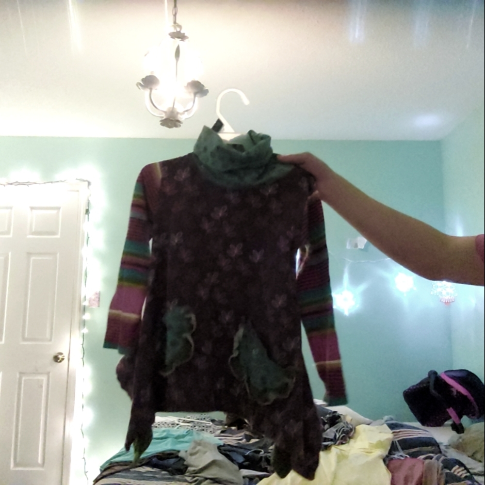 Girls long sleeve shirt